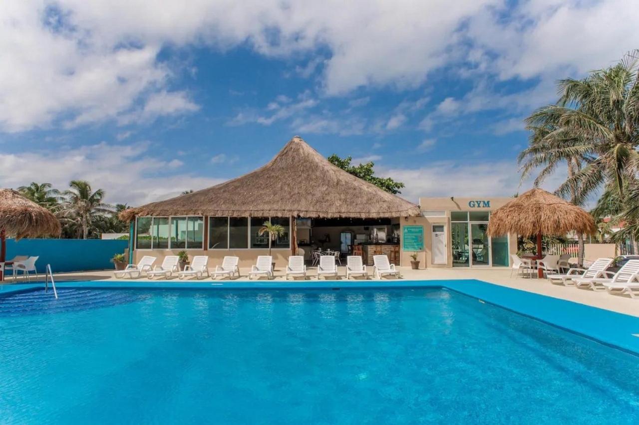 Paradise Beachfront & Nightlife Heart Cancun Exterior photo