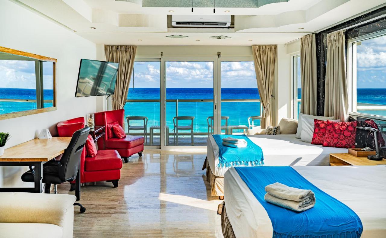Paradise Beachfront & Nightlife Heart Cancun Exterior photo