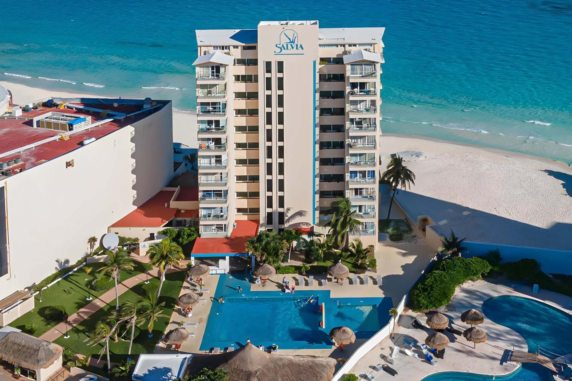 Paradise Beachfront & Nightlife Heart Cancun Exterior photo